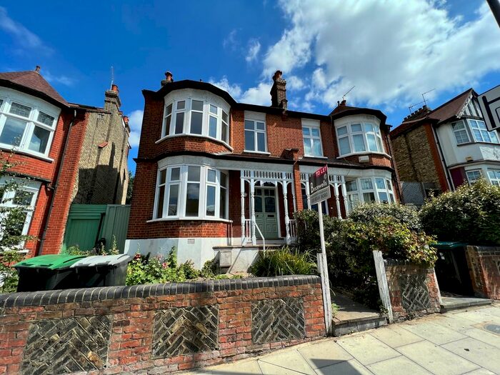 3 Bedroom Semi-Detached House To Rent In Rokesly Avenue, Crouch End, N8