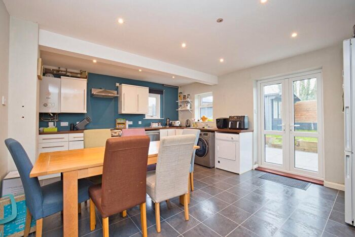 2 Bedroom Semi-Detached House For Sale In Heritage Road, Folkestone, CT20