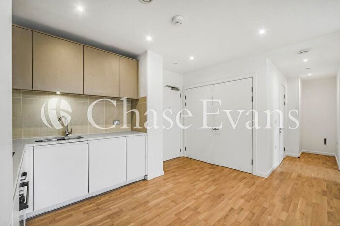 1 Bedroom Flat To Rent In Kingwood Apartments, Waterline Way, Deptford Landings, Deptford, SE8