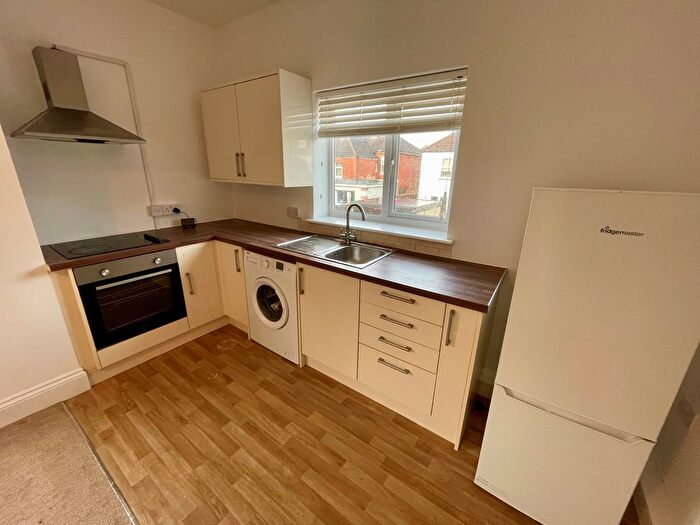 2 Bedroom Maisonette To Rent In Christchurch Road, Bournemouth, BH7