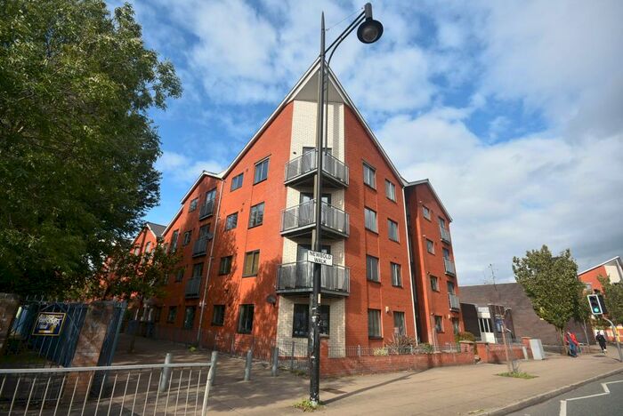 2 Bedroom Apartment To Rent In Stretford Road, Hulme, Manchester, M15