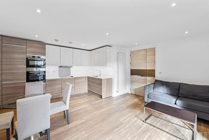 2 Bedroom Flat For Sale In Cleveley Court, Marine Wharf, Surrey Quays, London, SE16