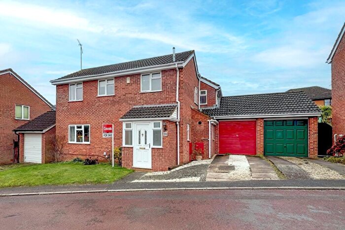 4 Bedroom Detached House For Sale In Blackwell Hill, Northampton, NN4