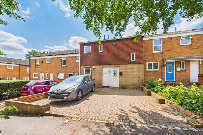 2 Bedroom Terraced House To Rent In Saltwell Square, Northampton, NN3