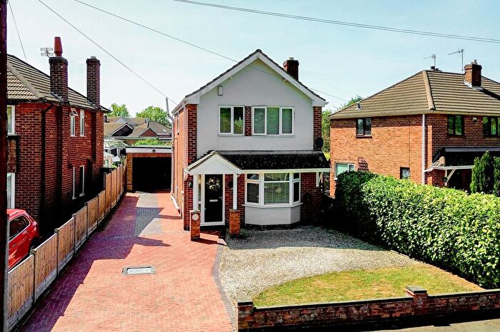 3 Bedroom Detached House For Sale In Peterfield Road, Whitwick, LE67
