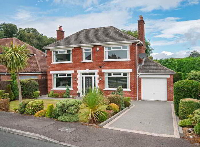 3 Bedroom Detached House For Sale In Cairnburn Avenue, Belfast, BT4