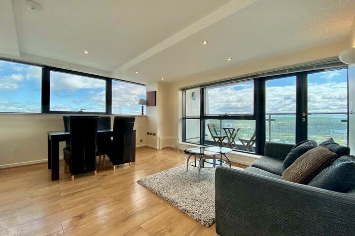 2 Bedroom Apartment To Rent In Bridgewater Place, Leeds, LS11