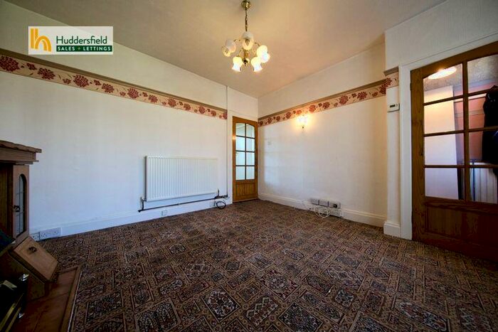 2 Bedroom Semi-Detached House To Rent In Gramfield Road, Huddersfield, HD4