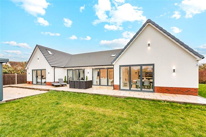 3 Bedroom Detached House For Sale In Maldon Road, Hatfield Peverel, Chelmsford, Essex, CM3