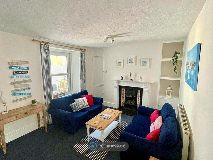 4 Bedroom Terraced House To Rent In Railway Cottages, Falmouth, TR11