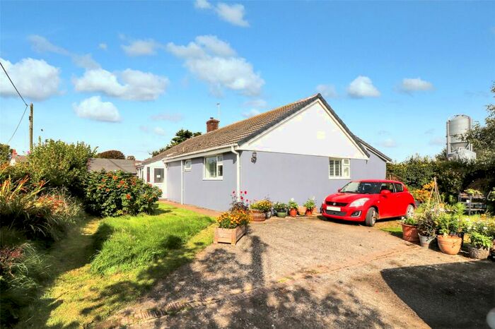 3 Bedroom Detached Bungalow For Sale In Hartland, Bideford, EX39