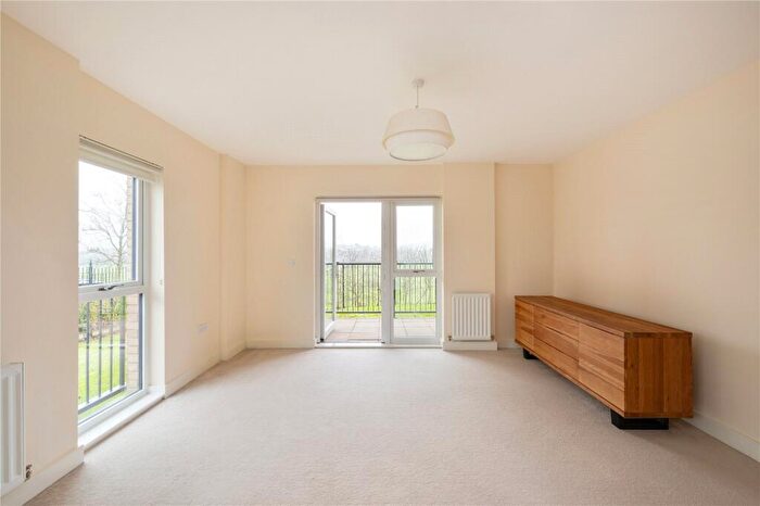 2 Bedroom Apartment For Sale In Swannell Way, London, NW2