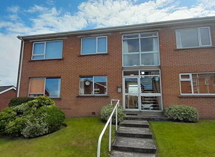 1 Bedroom Apartment / Flats For Sale In Sunningdale Court, Bangor, BT20