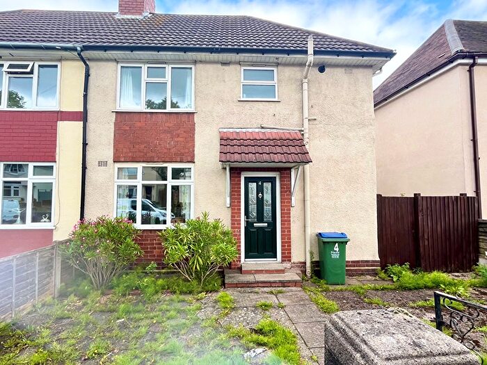 3 Bedroom Property To Rent In Johnson Road, Wednesbury, WS10