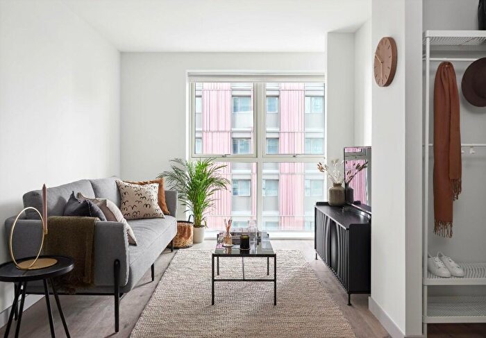 1 Bedroom Apartment To Rent In Wheelhouse, Wickford Way, London, E17