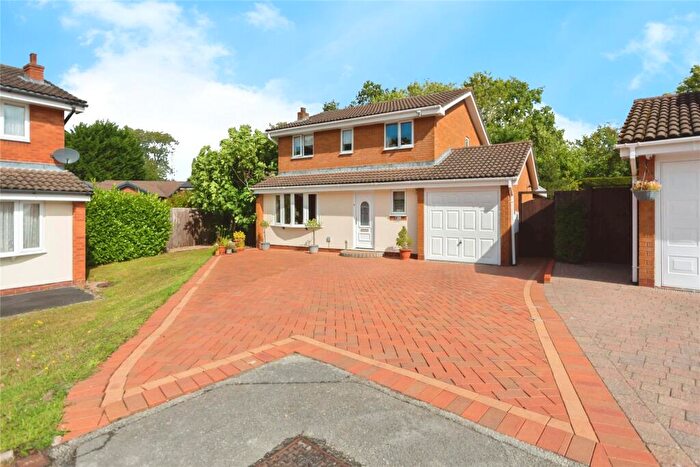 4 Bedroom Detached House For Sale In St. Peters Close, Birmingham, West Midlands, B28