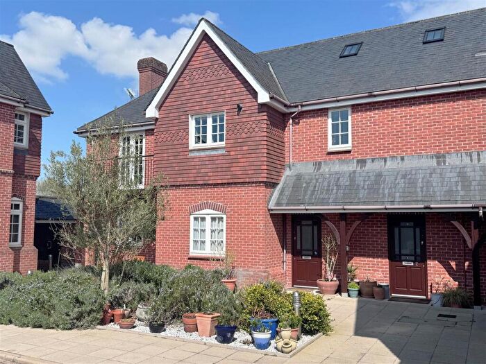 3 Bedroom Apartment For Sale In Enborne Gate, Newbury, RG14