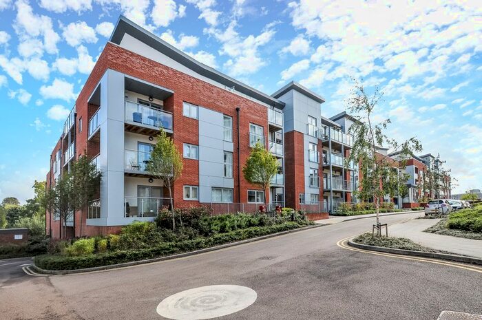 2 Bedroom Flat To Rent In Charrington Place, St.Albans, AL1