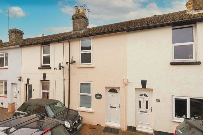 2 Bedroom Terraced House To Rent In Castle Street, Wouldham ME1