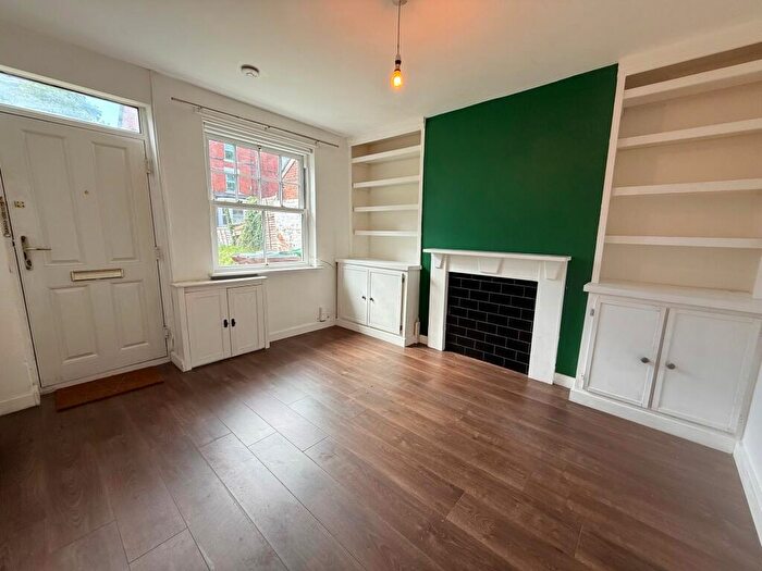 2 Bedroom Semi-Detached House To Rent In Basford Road, Nottingham, NG6