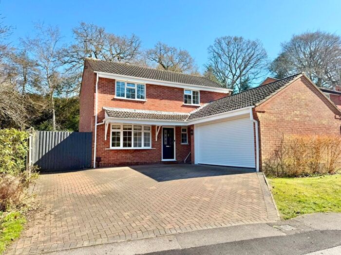 4 Bedroom Detached House For Sale In Partridge Road, Dibden Purlieu, SO45