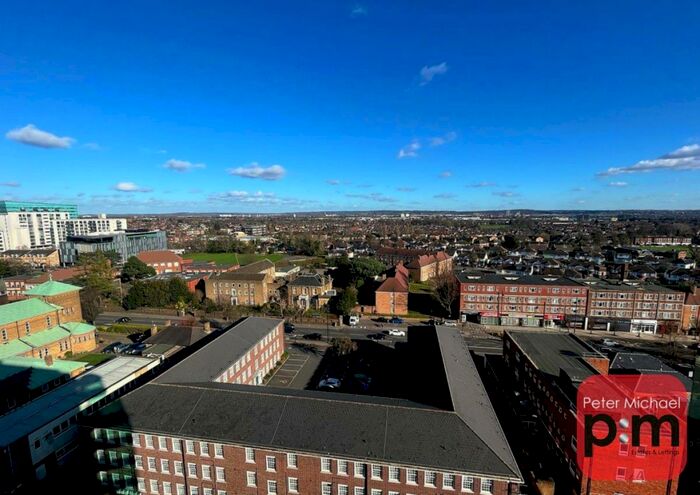 2 Bedroom Apartment To Rent In Sydney Road, Southbury, EN2