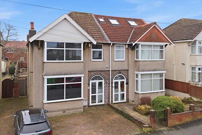 3 Bedroom Semi Detached House For Sale In Holdenhurst Road, Bristol, BS15