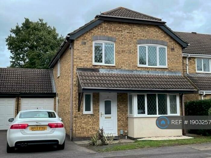 4 Bedroom Detached House To Rent In Turnstone Close, Winnersh, Wokingham, RG41