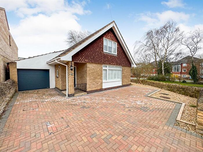 2 Bedroom Detached House To Rent In Baysdale Avenue, Corby, NN17