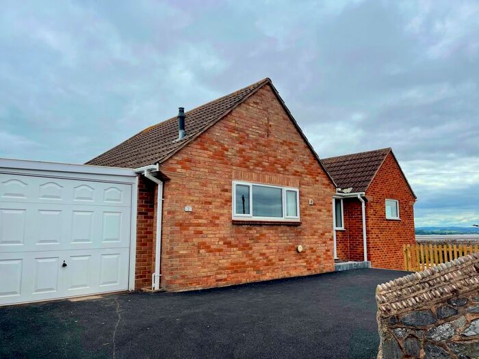 3 Bedroom Detached Bungalow To Rent In Claremont Grove, Exmouth, EX8