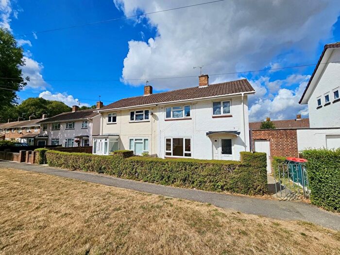 3 Bedroom Semi-detached House To Rent In Heron Close, Crawley, RH11