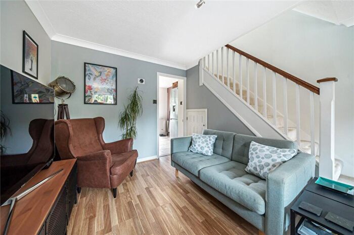 2 Bedroom End Of Terrace House For Sale In Lammas Close, Godalming, Surrey, GU7