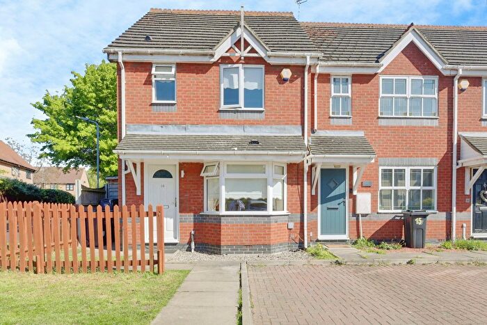 3 Bedroom End Of Terrace House For Sale In Ruthven Close, Wickford, SS12
