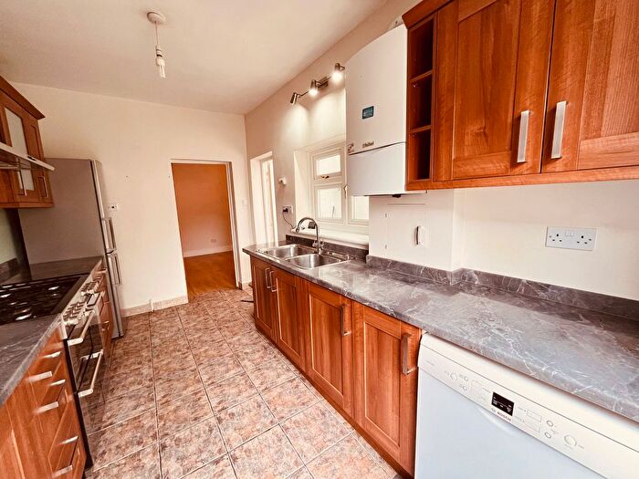 2 Bedroom Terraced House To Rent In The Crescent, Slough, SL1