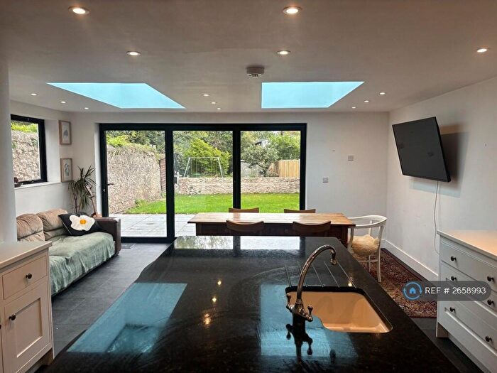 4 Bedroom Semi-Detached House To Rent In Hamlet Cottages, Honiton, EX14