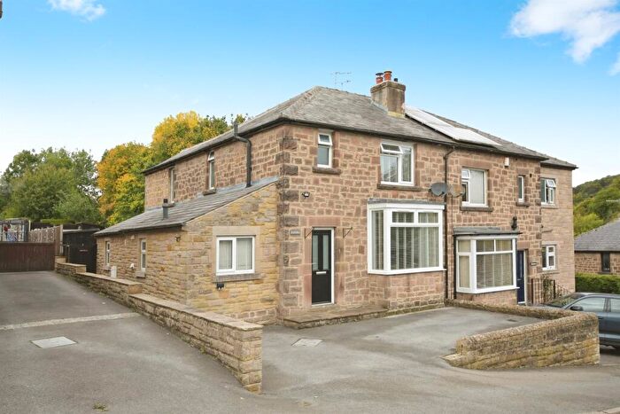 3 Bedroom Semi-Detached House For Sale In Lakeside, Bakewell, DE45