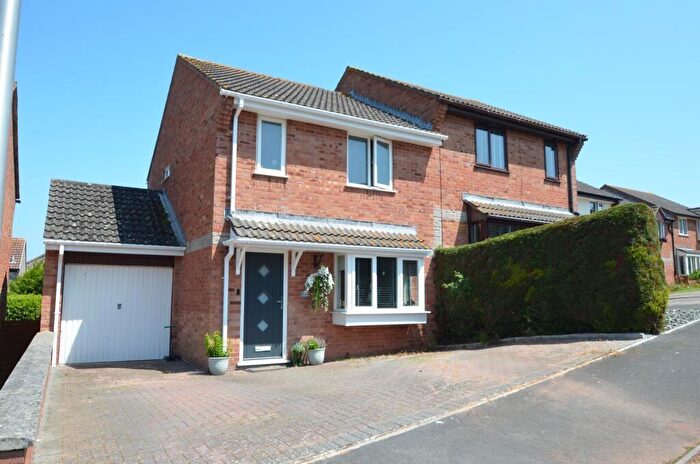 3 Bedroom Semi-Detached House For Sale In Pidgley Road, Dawlish, EX7