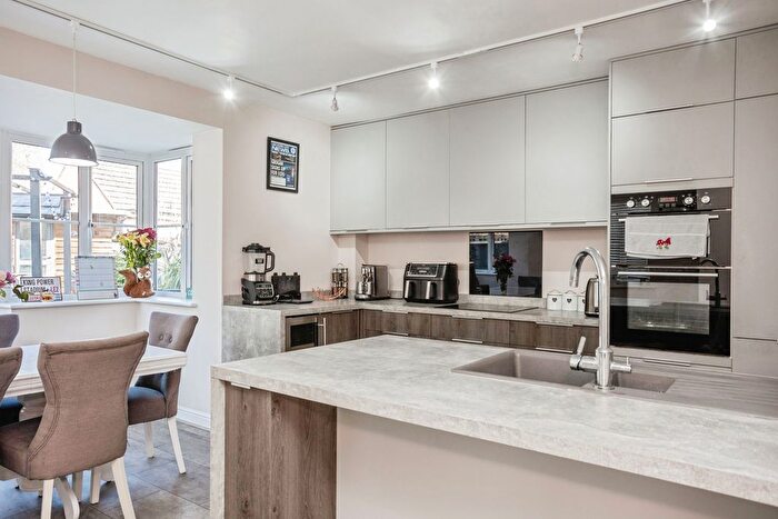 4 Bedroom Detached House For Sale In Coltsfoot Drive, Bourne, PE10