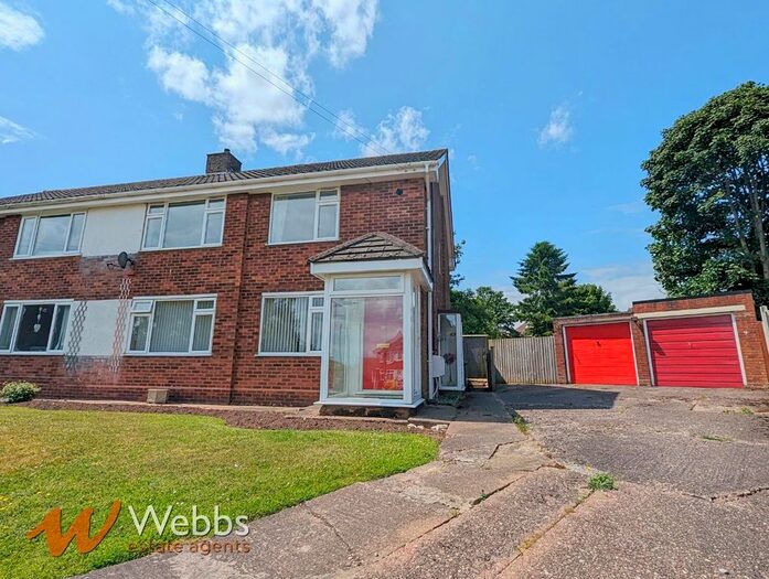 2 Bedroom Maisonette To Rent In Cotswold Close, Aldridge, Walsall, WS9