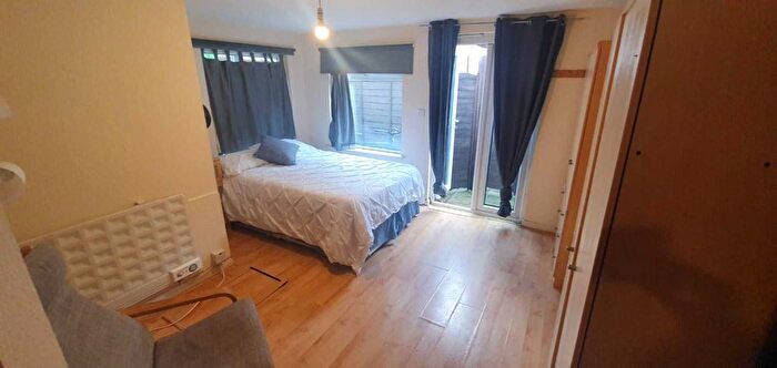 1 Bedroom Flat To Rent In Anson Road, London, NW2