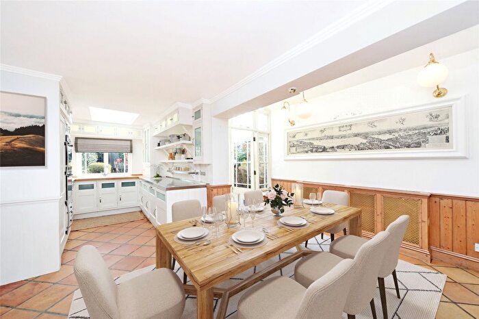 3 Bedroom Terraced House To Rent In Windmill Road, Chiswick, W4