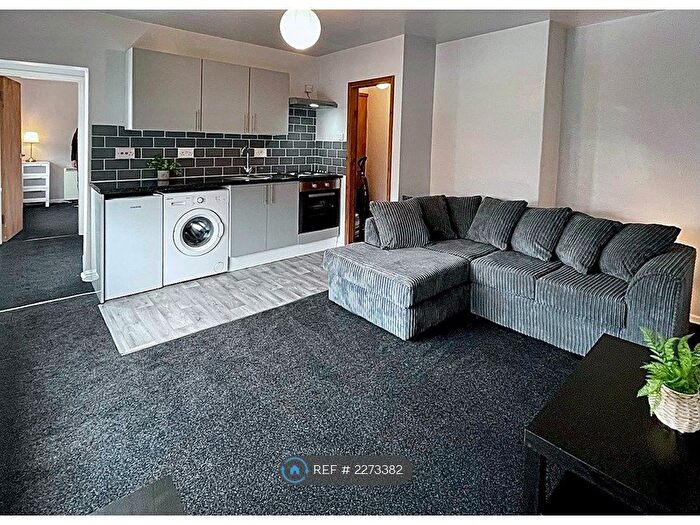 1 Bedroom Flat To Rent In Victoria Park Avenue, Leeds, LS13