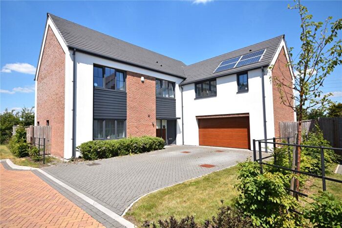 5 Bedroom Detached House For Sale In Maple Gardens, Milton, Abingdon, Oxfordshire, OX14