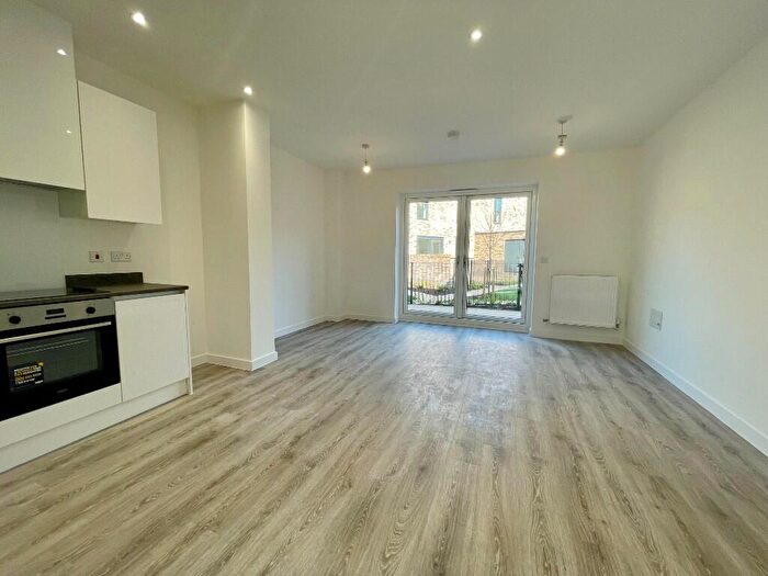 3 Bedroom Terraced House For Sale In Eden Avenue, Birmingham, B12