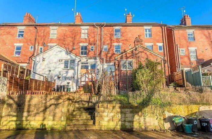 Property To Rent In Farningham Road, Caterham, CR3