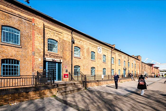 3 Bedroom Flat For Sale In The Grainstore, Victoria Docks, E16