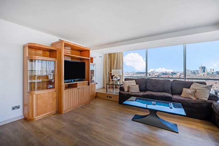 3 Bedroom Flat To Rent In The Panoramic, Westminster, London, SW1V