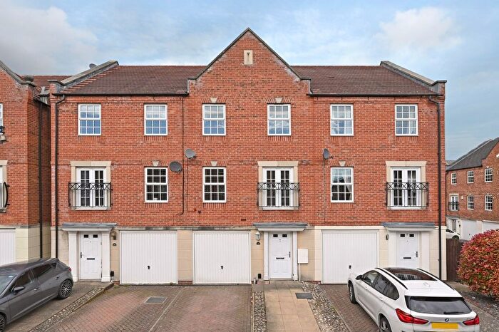 4 Bedroom Detached House For Sale In Regent Mews, Sovereign Park, York, YO26