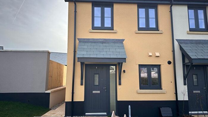 2 Bedroom End Of Terrace House For Sale In Little Cotton Farm, Dartmouth, TQ6