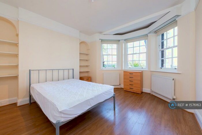 2 Bedroom Flat To Rent In Parkhurst Court, London, N7